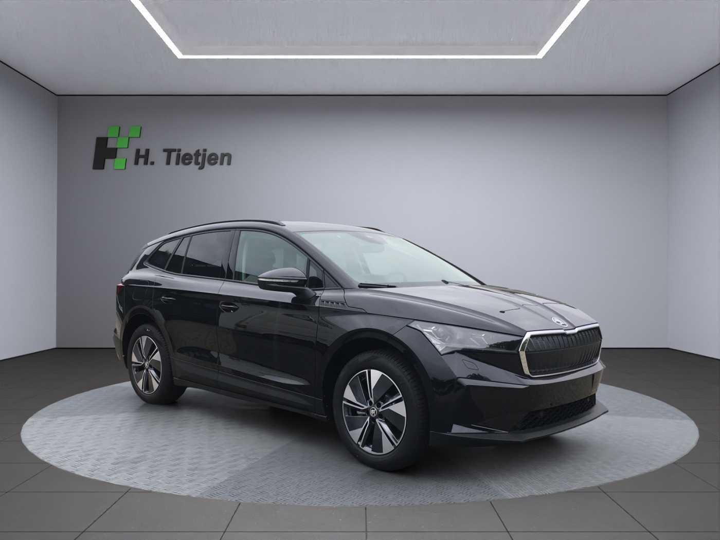 SKODA ENYAQ • SUV