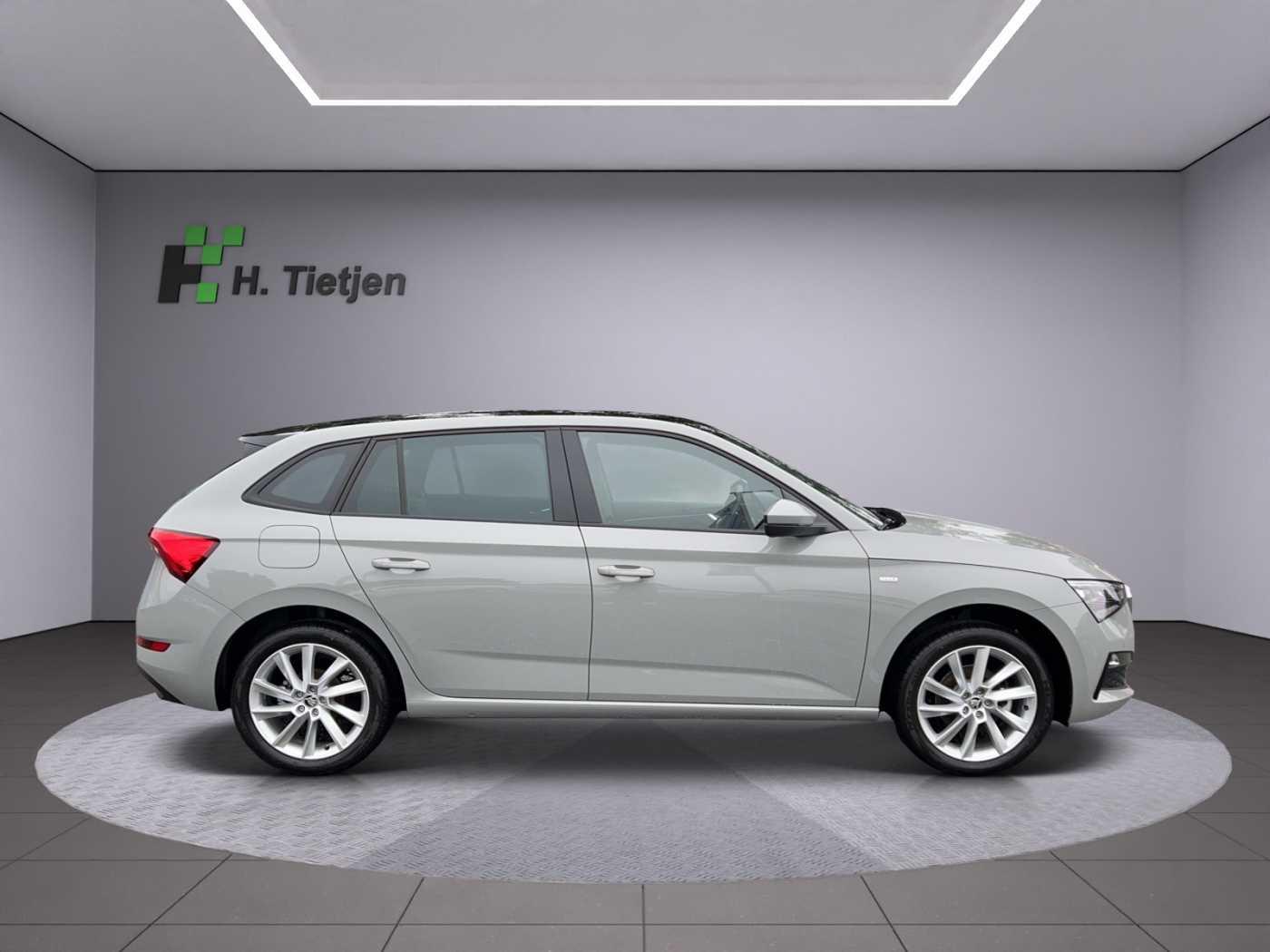 SKODA SCALA • Combi