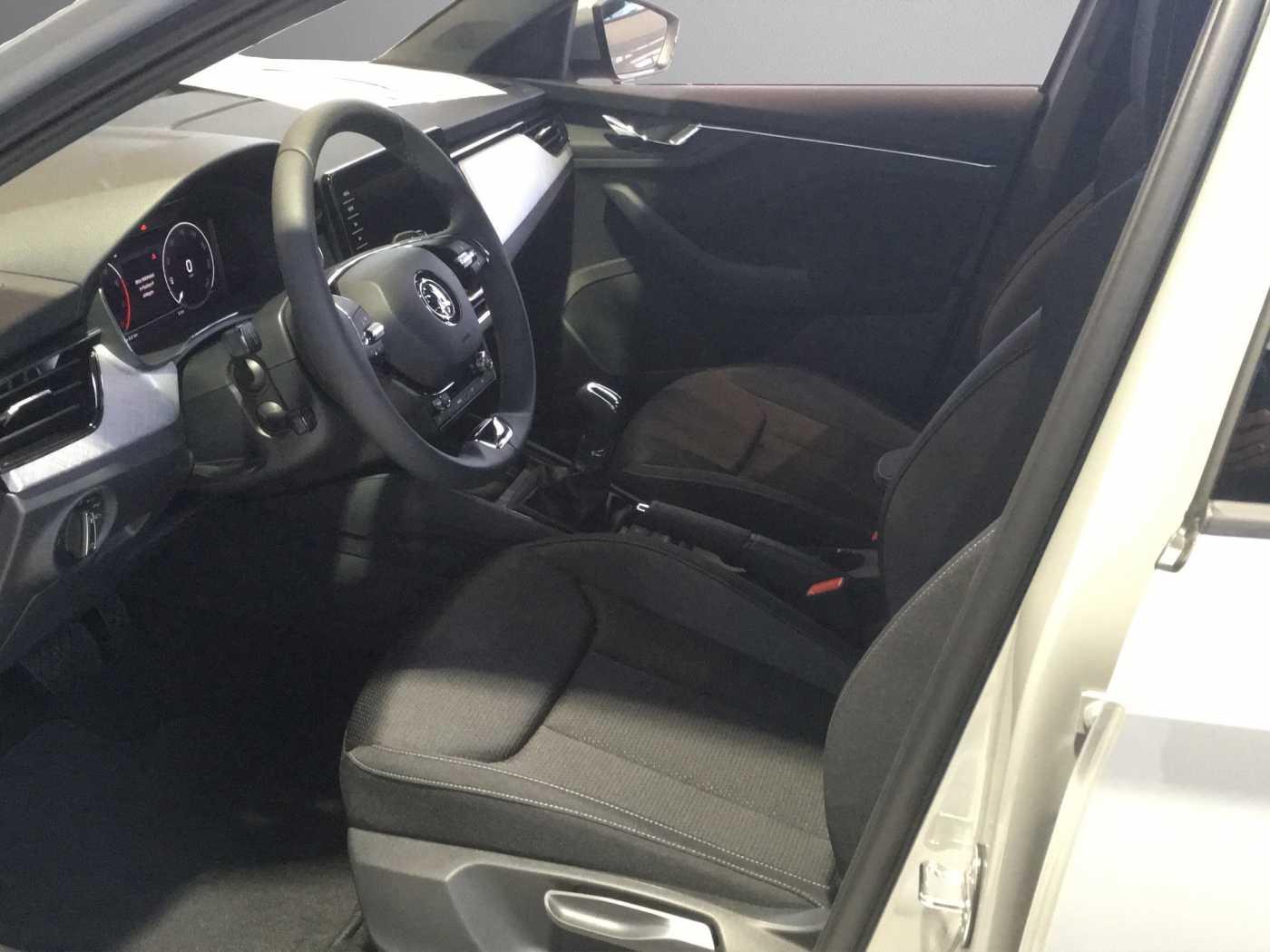 SKODA SCALA • Combi