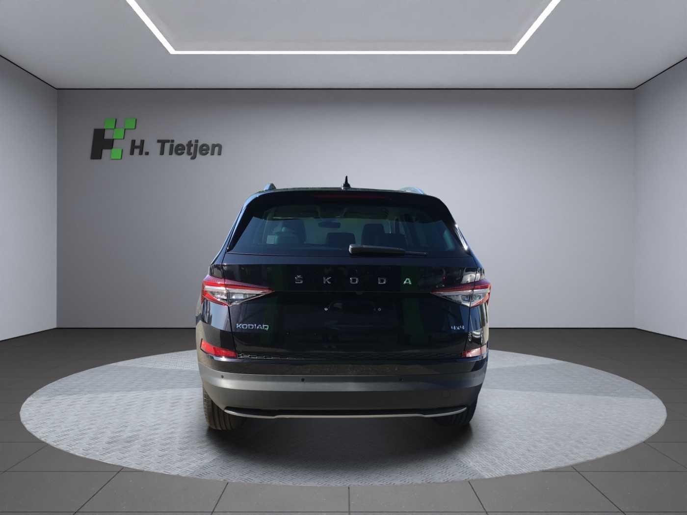 SKODA KODIAQ • SUV