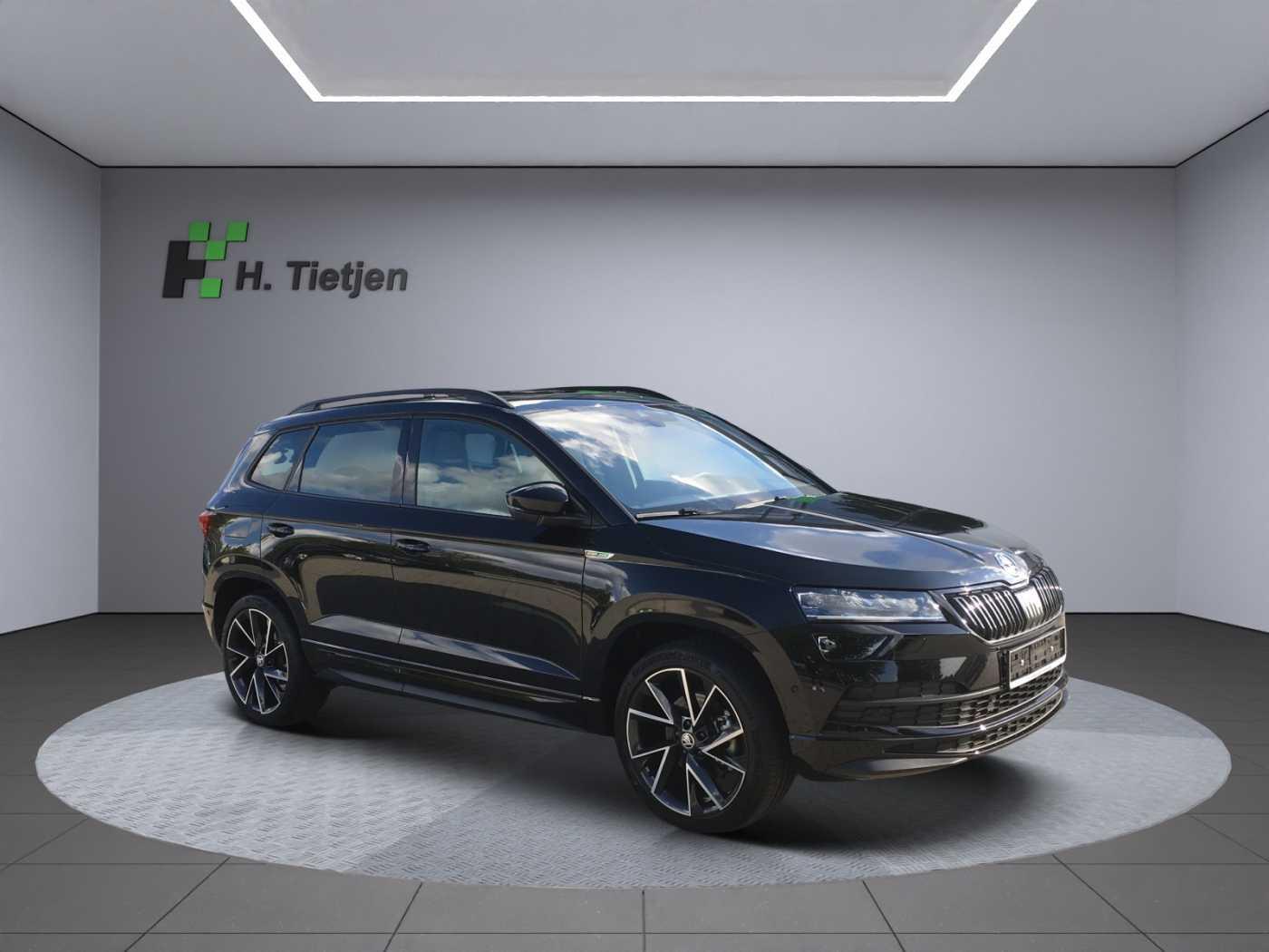 SKODA KAROQ • SUV